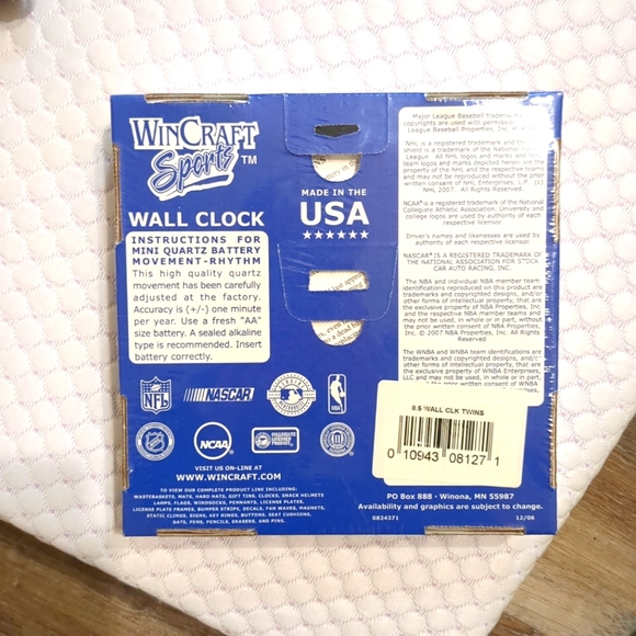 Clock - Picture 2 of 2